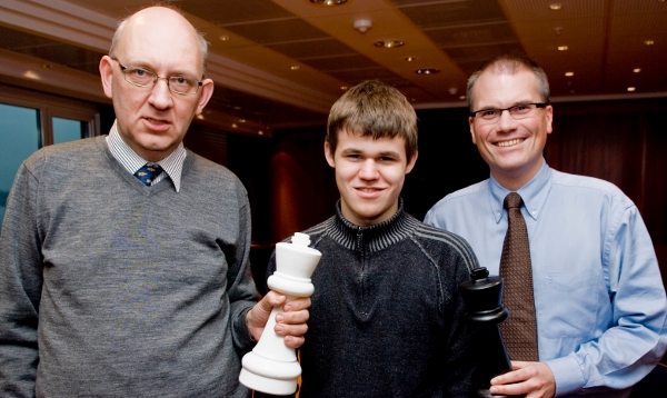 Magnus Carlsen, Øystein Brekke 
og Geir Arne Drangeid